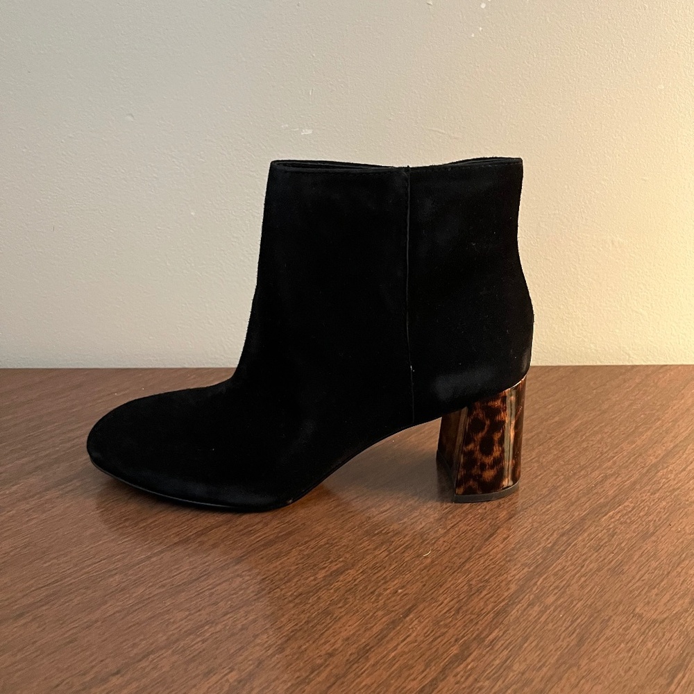 New Ann Taylor Bootie/Ankle Boot
